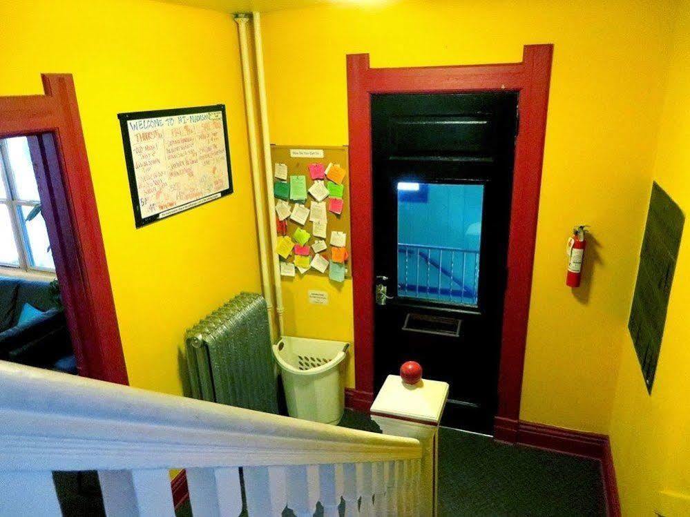 Hi - Madison Hostel Экстерьер фото