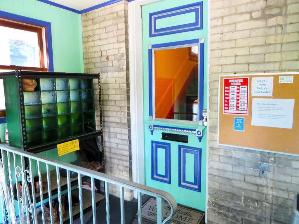 Hi - Madison Hostel Экстерьер фото